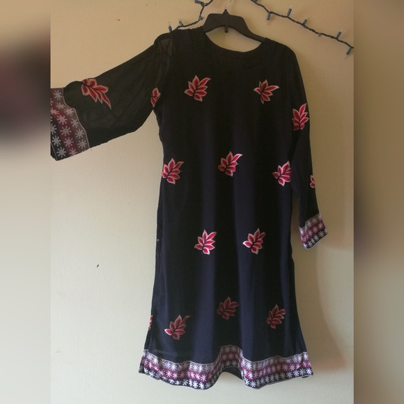 1-piece Kameez - Picture 4 of 6